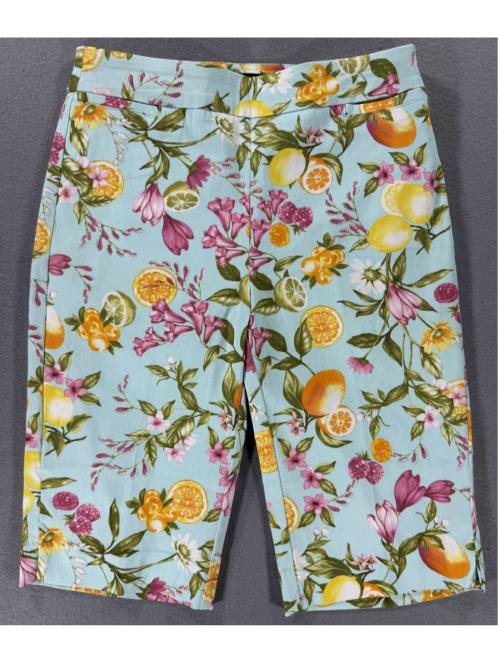 Counterparts Super Stretch Bermuda Shorts Size S NWT Blue Citrus Lemon Peel